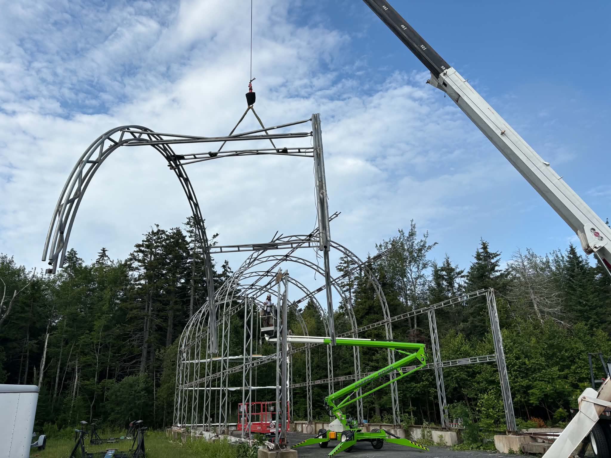 Steel Arch Building Erection